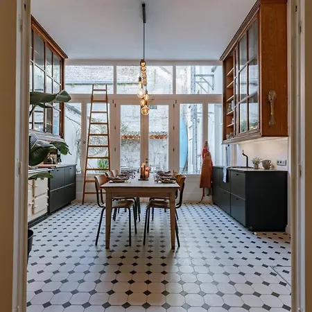 Апартаменты With Courtyard In Top Location In *